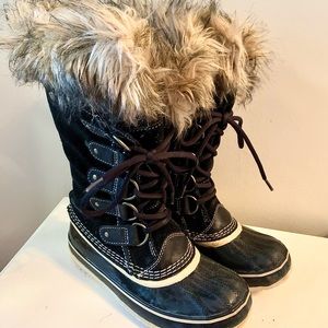 SOLD Sorel Joan of Arctic Winter Boots